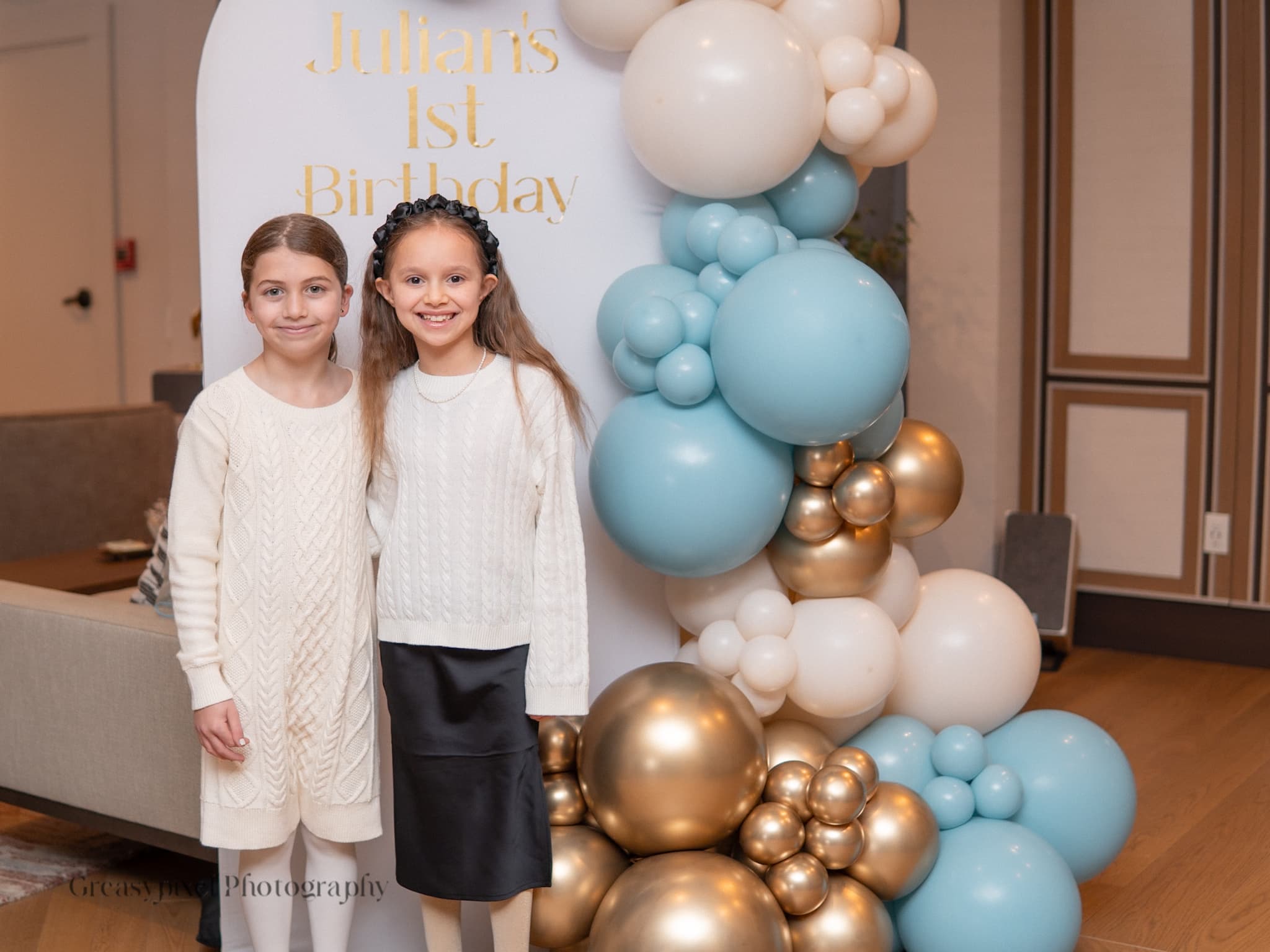 Event photography Kitchener - family with balloon arch