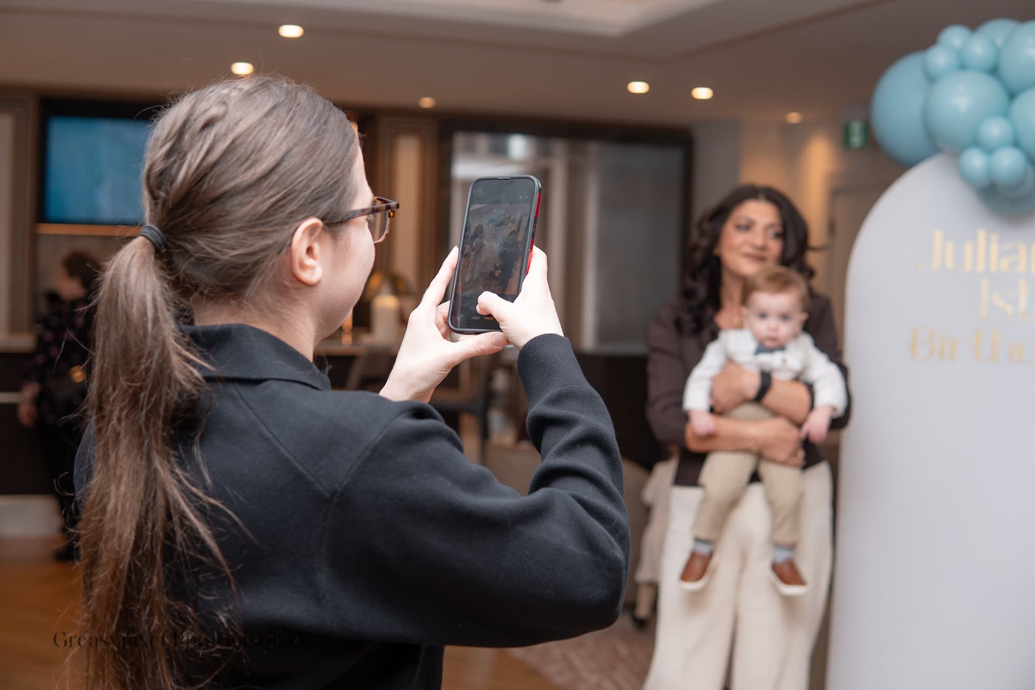 Event photography Kitchener Waterloo - extended family group photo
